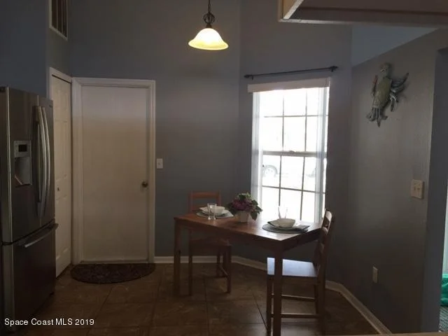 Photo of 2064 Lansing Street
