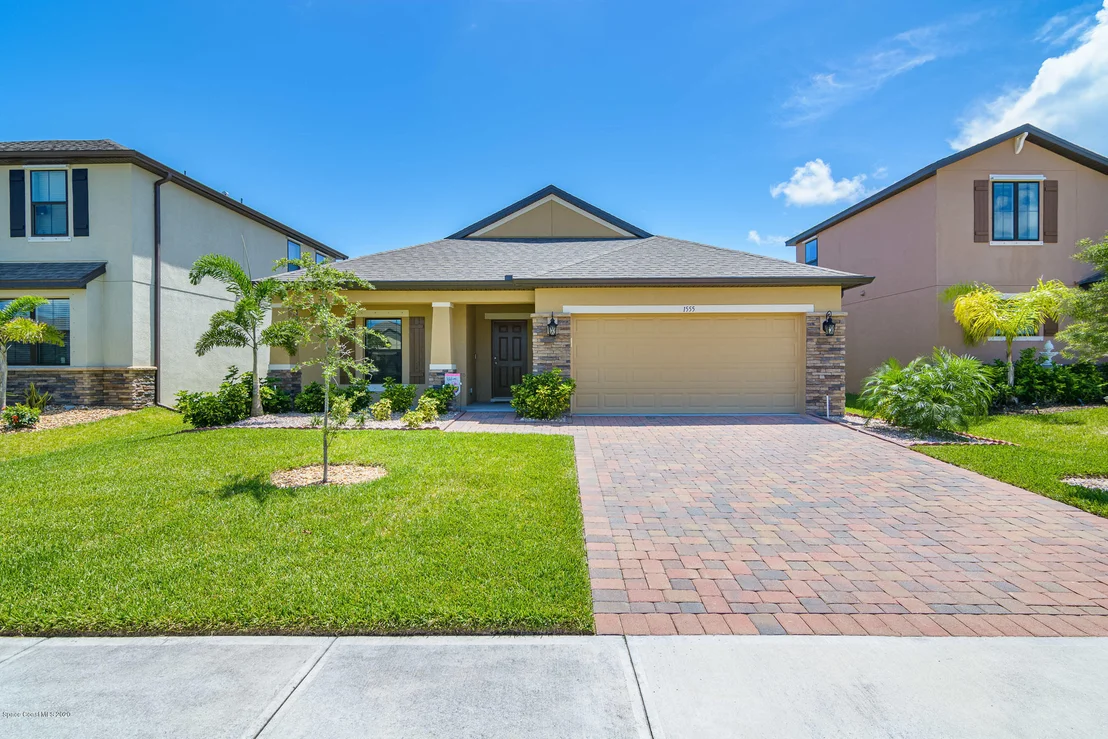 Photo of 1555 Fuji Drive