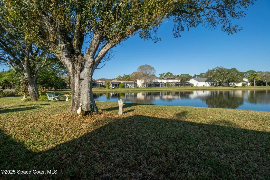 Photo of 6996 Hammock Lakes Drive