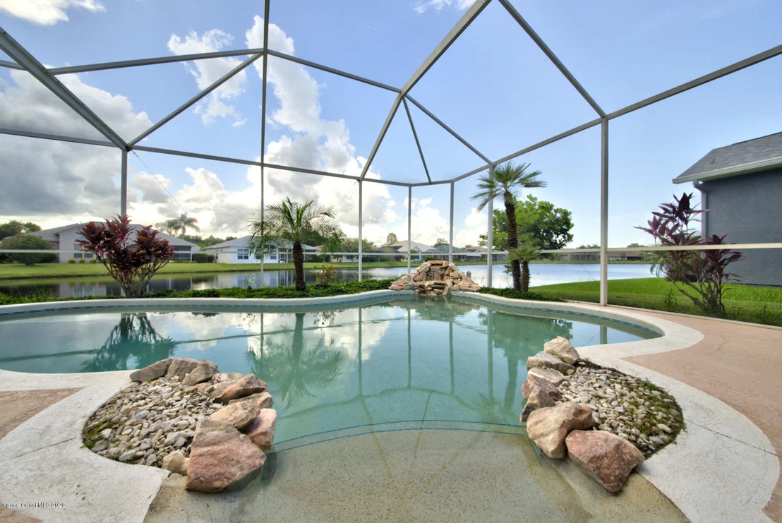 Photo of 1008 Fieldstone Drive