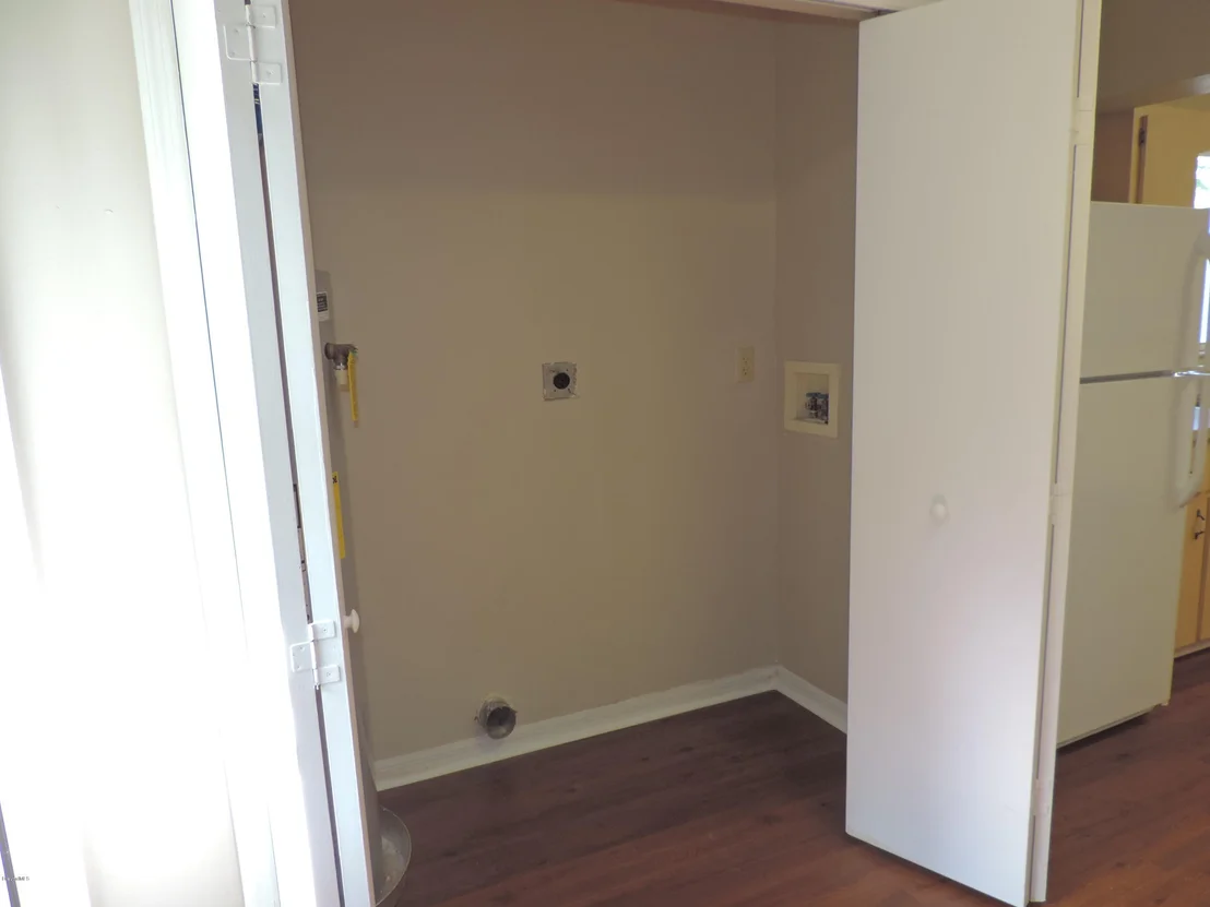 Photo of 1454 Rosemary Drive