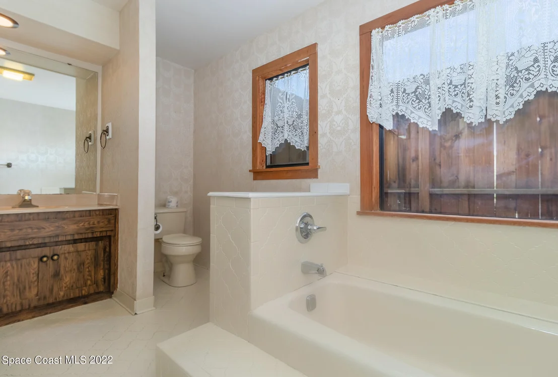 Photo of 2187 Turtle Mound Road