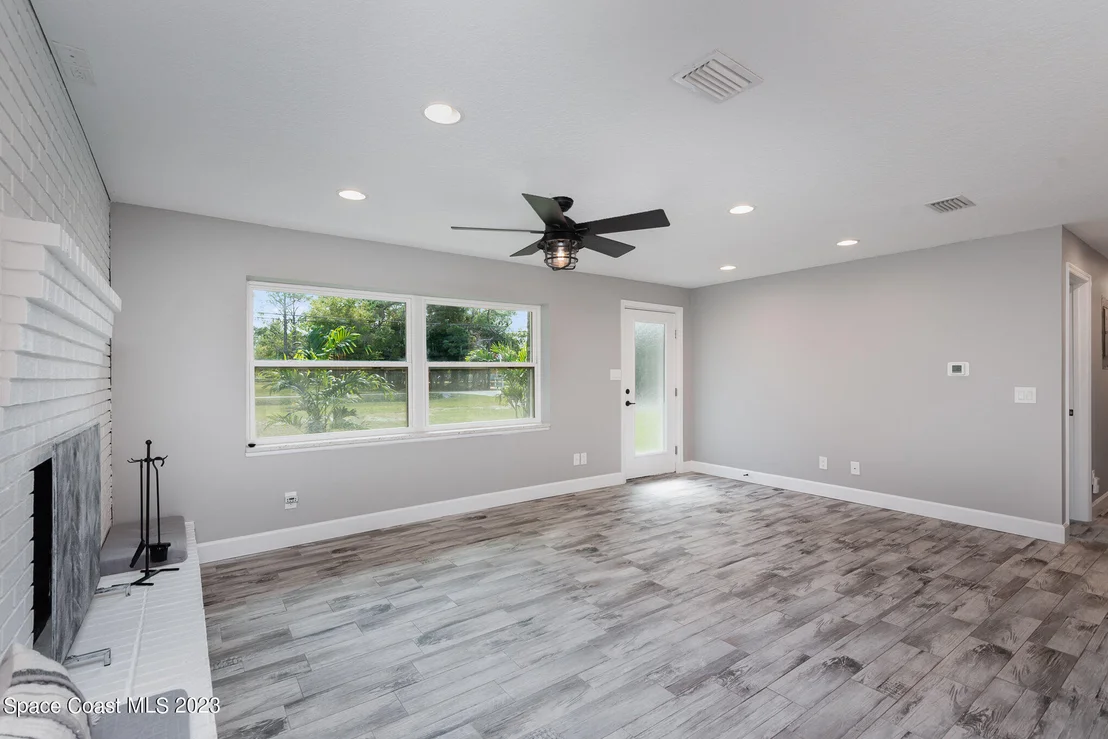 Photo of 4750 Rayburn Road