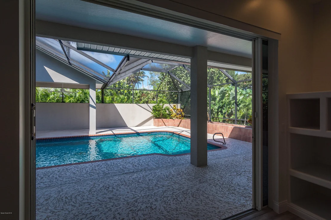 Photo of 142 Hidden Cove Drive