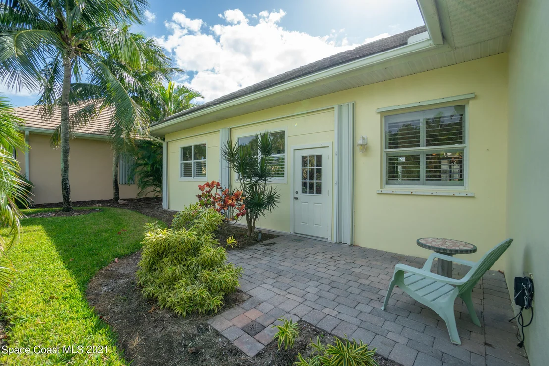 Photo of 5467 Solway Drive