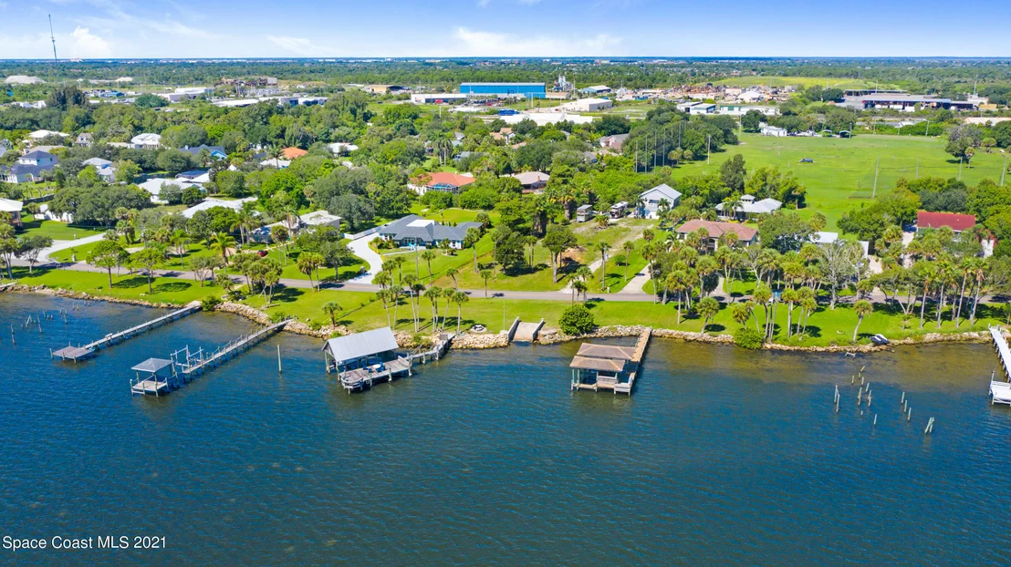 Photo of 255 River Road Circle