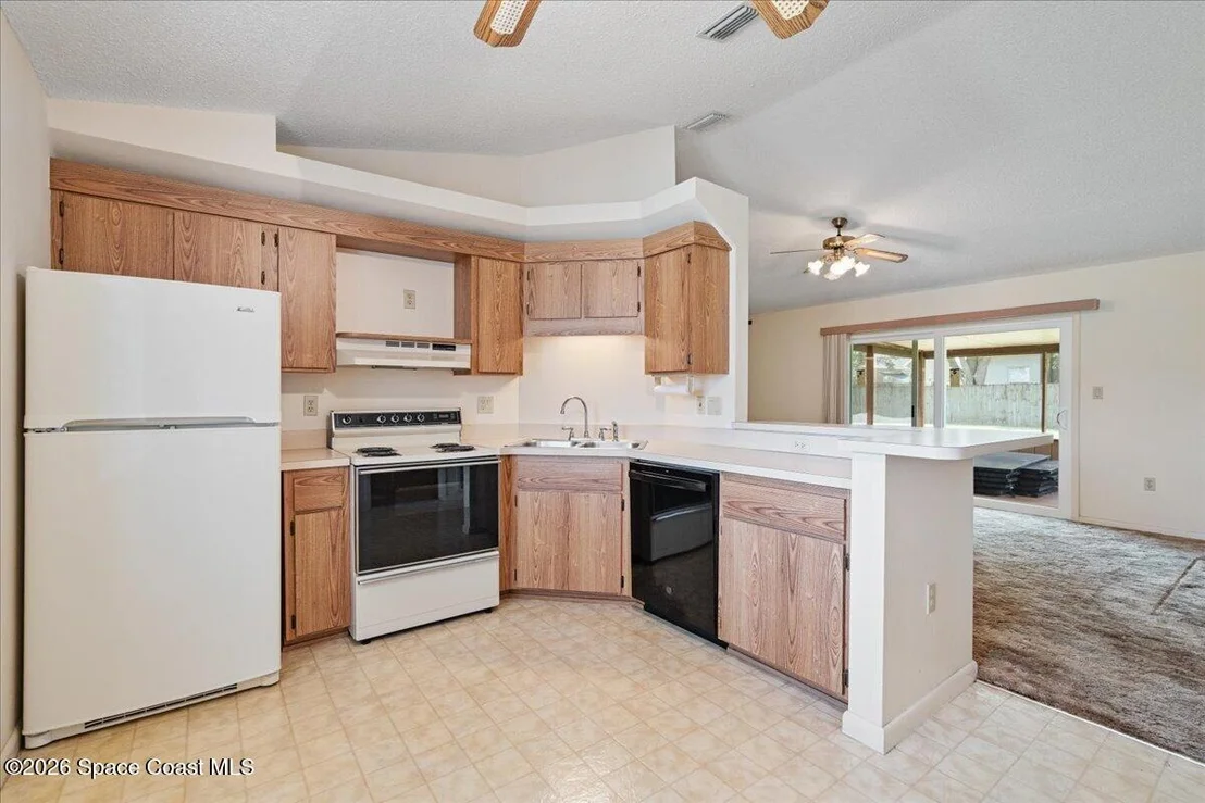 Photo of 5665 Hemsing Street