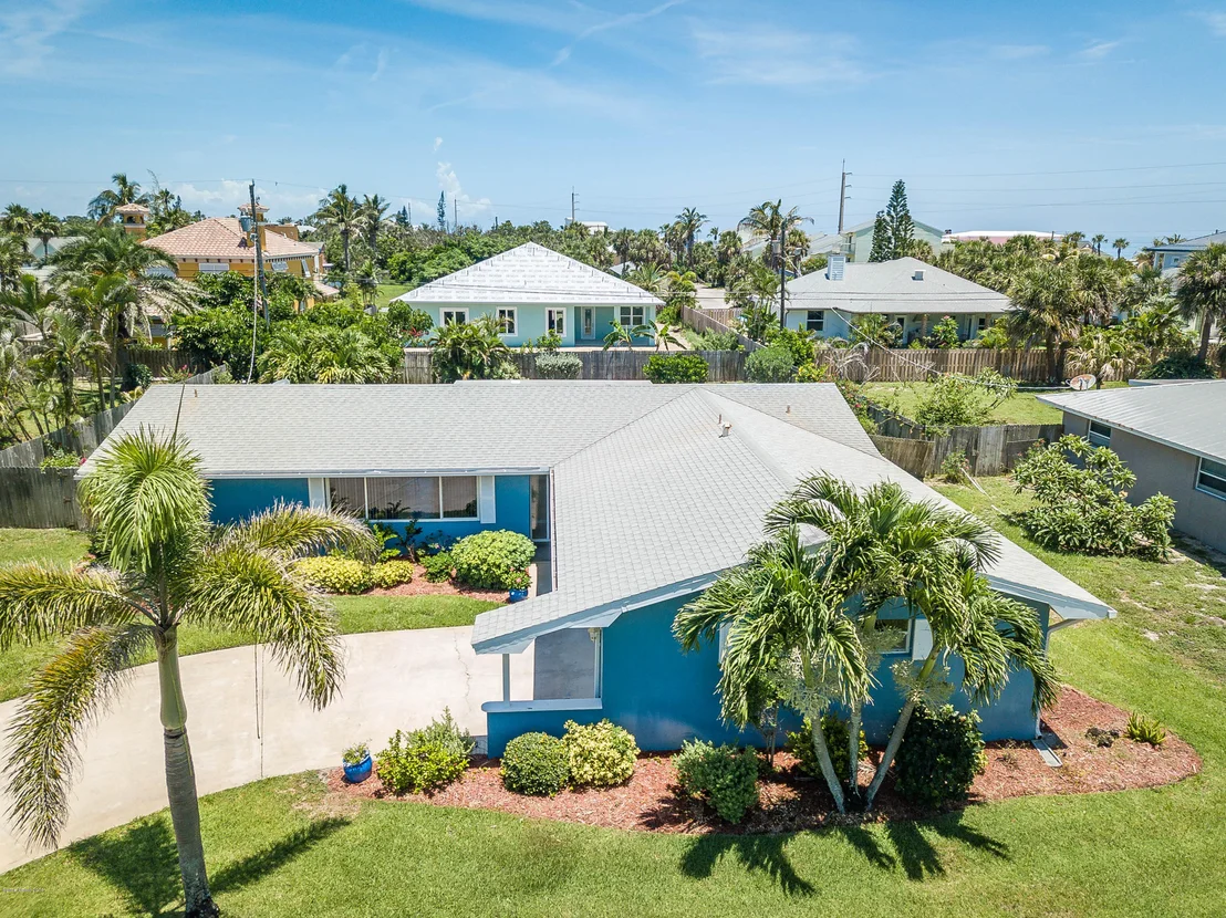 Photo of 210 4th Avenue