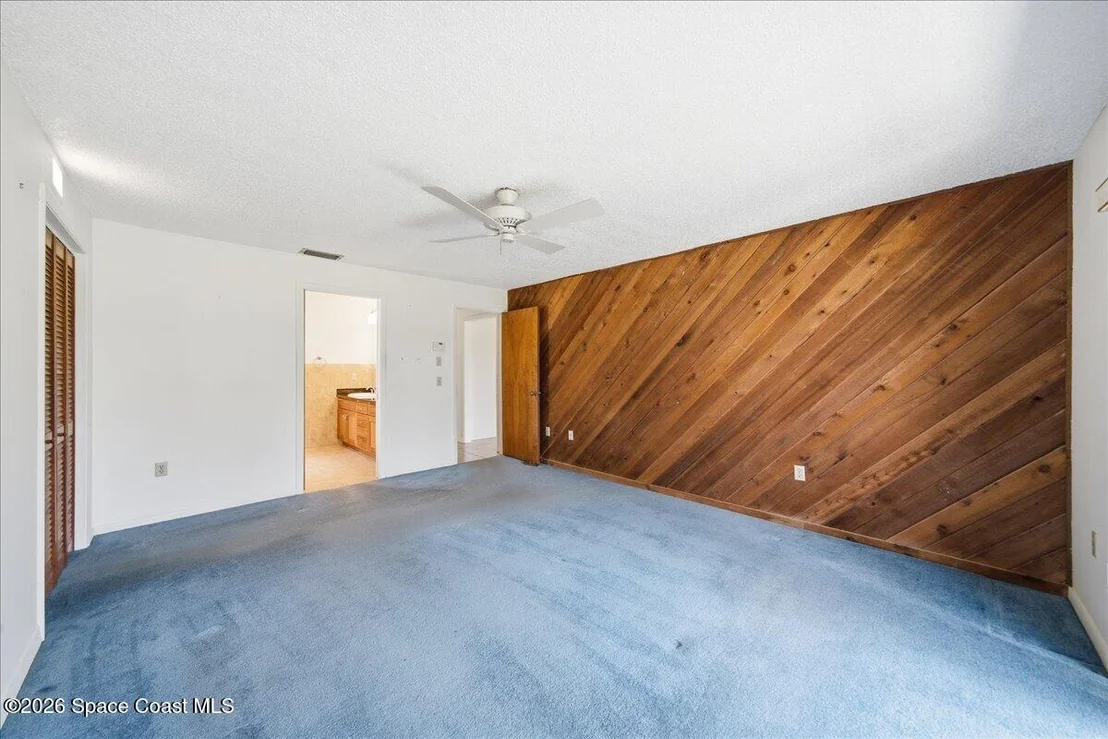 Photo of 653 Doral Lane