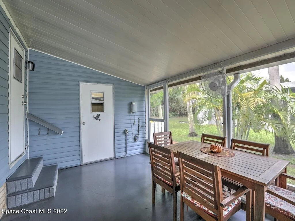 Photo of 7560 Blackhawk Road