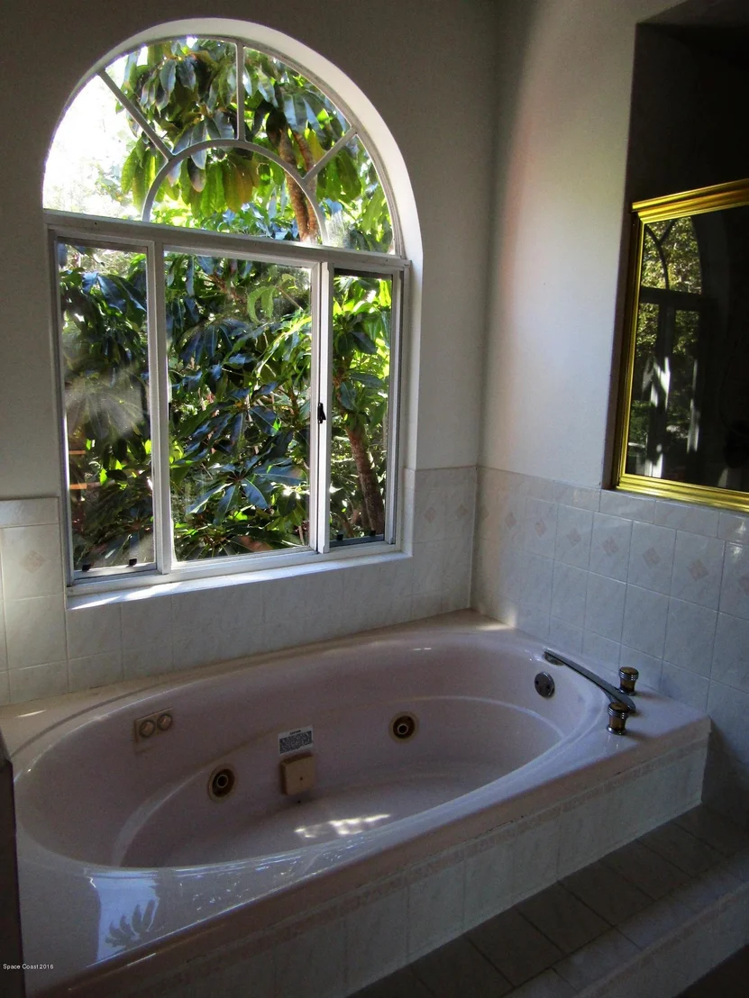 Photo of 802 Whitmire Drive