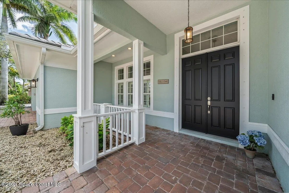 Photo of 315 Newport Drive
