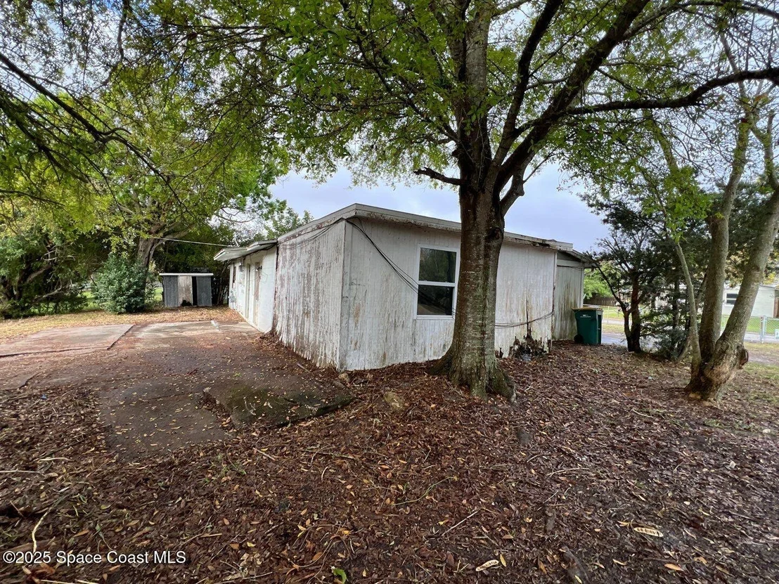 Photo of 2137 Canterbury Lane