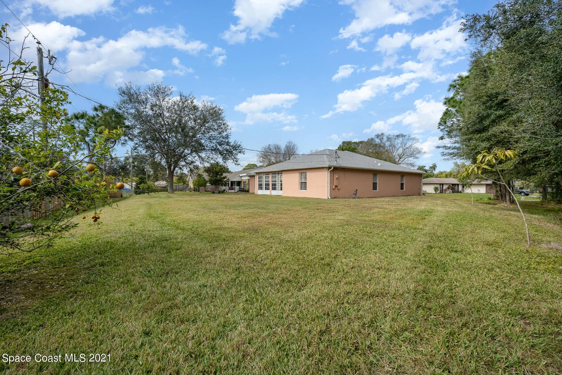 Photo of 722 Boc Circle NW