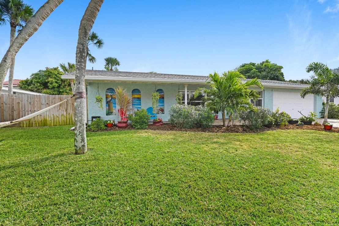 Photo of 205 Rose Drive
