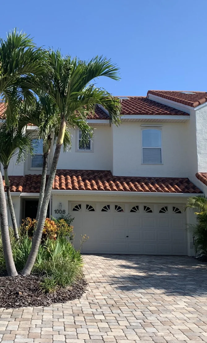 Photo of Unit B at 100 Ormond Drive
