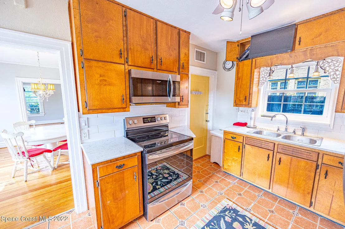 Photo of 102 Valencia Road