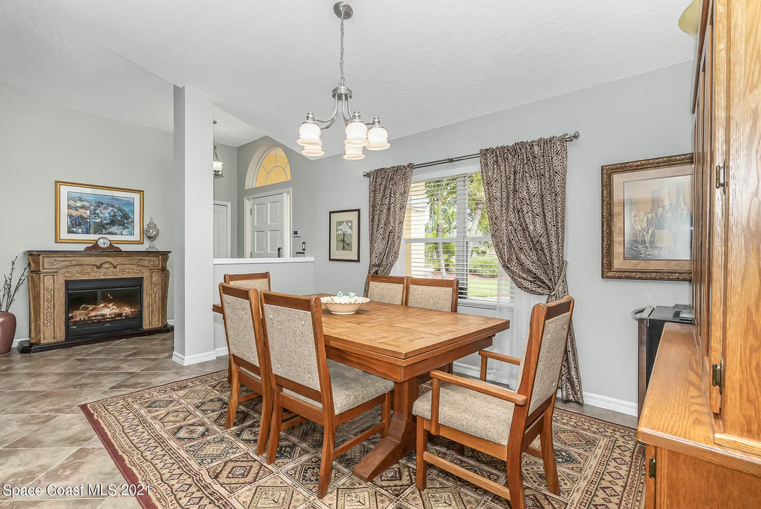 Photo of 243 Peregrine Drive