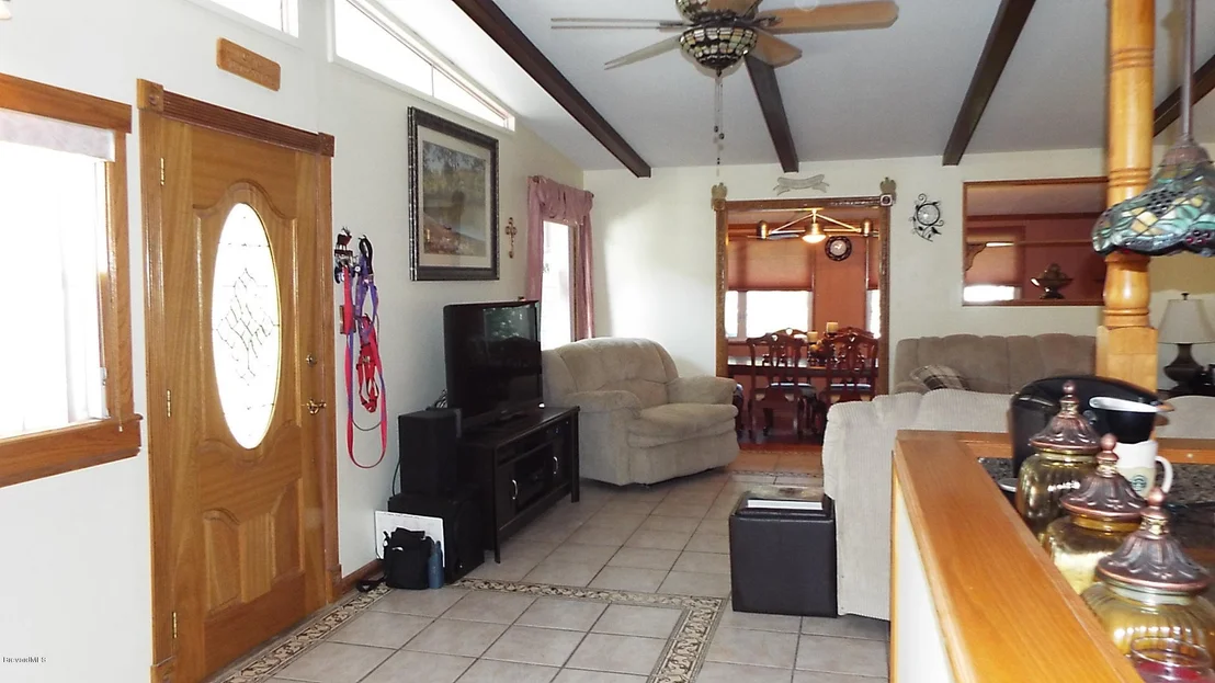 Photo of 1041 George Avenue