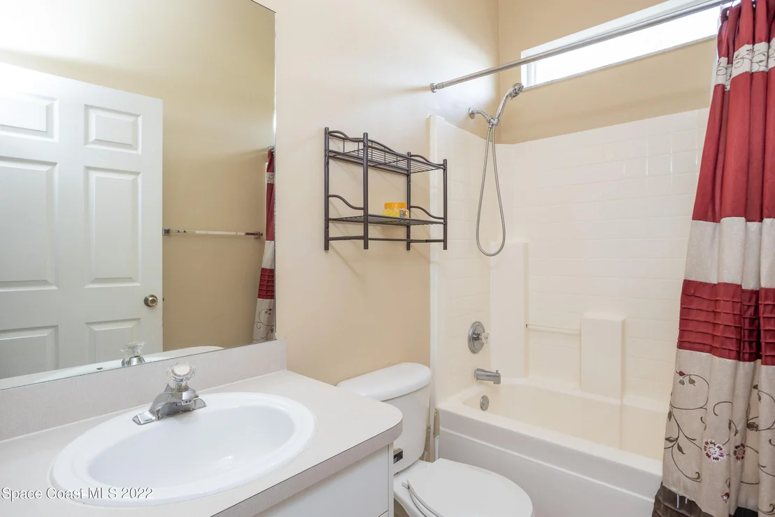 Photo of 6813 Cecil Road
