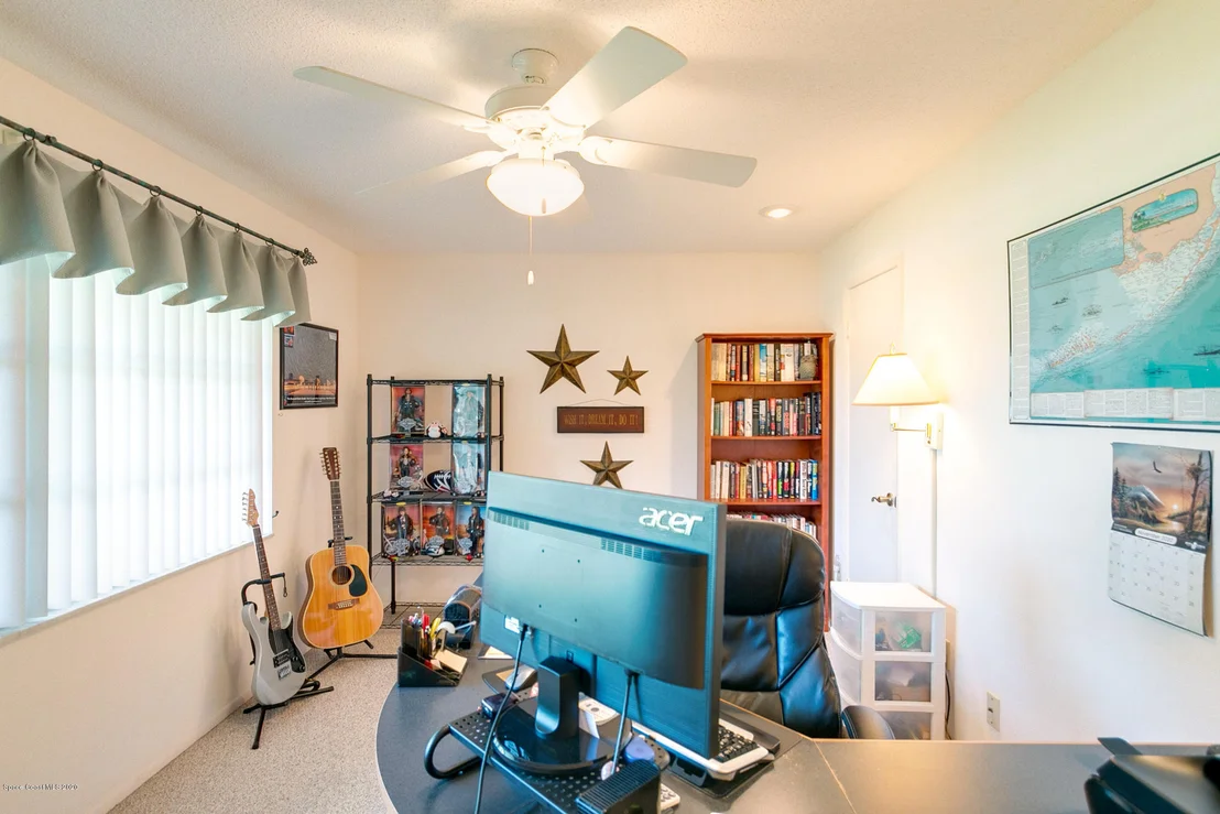 Photo of 1448 Scepter Court NE