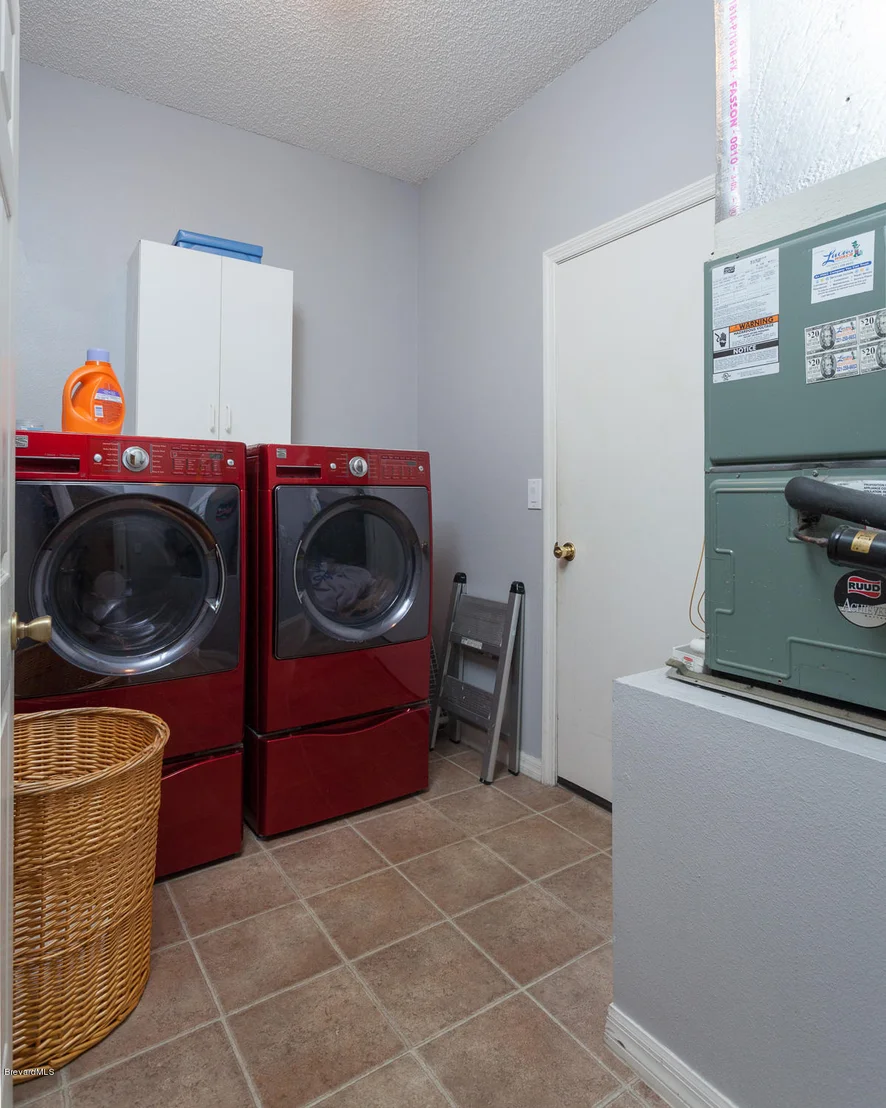 Photo of 6610 Bamboo Avenue