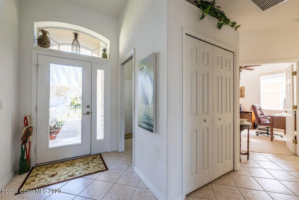 Photo of 4540 Portage Trail