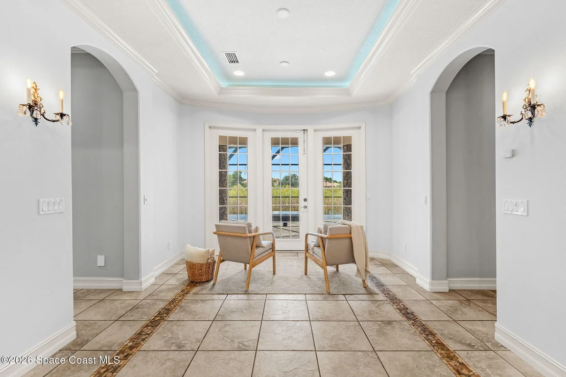 Photo of 804 Chatsworth Drive