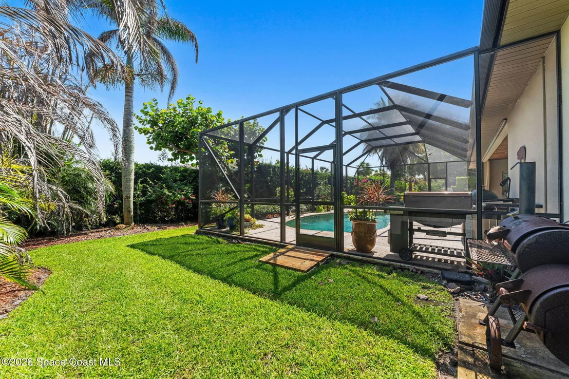Photo of 339 Cocoa Avenue