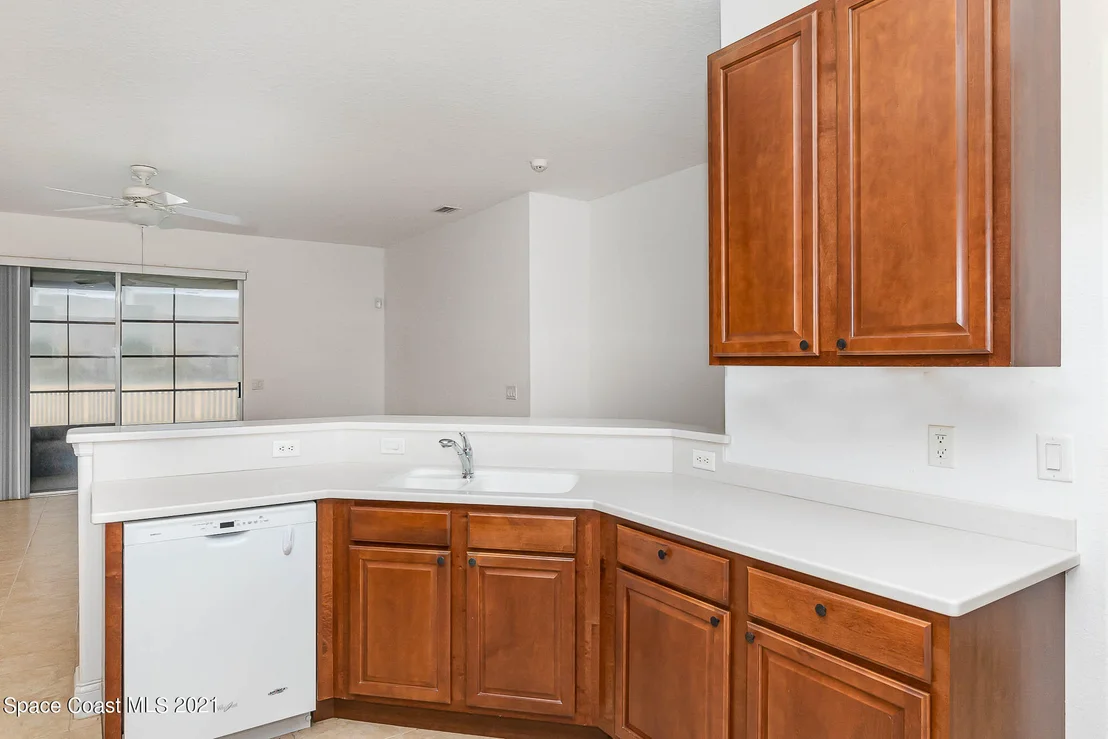 Photo of 3263 Hawthorne Avenue