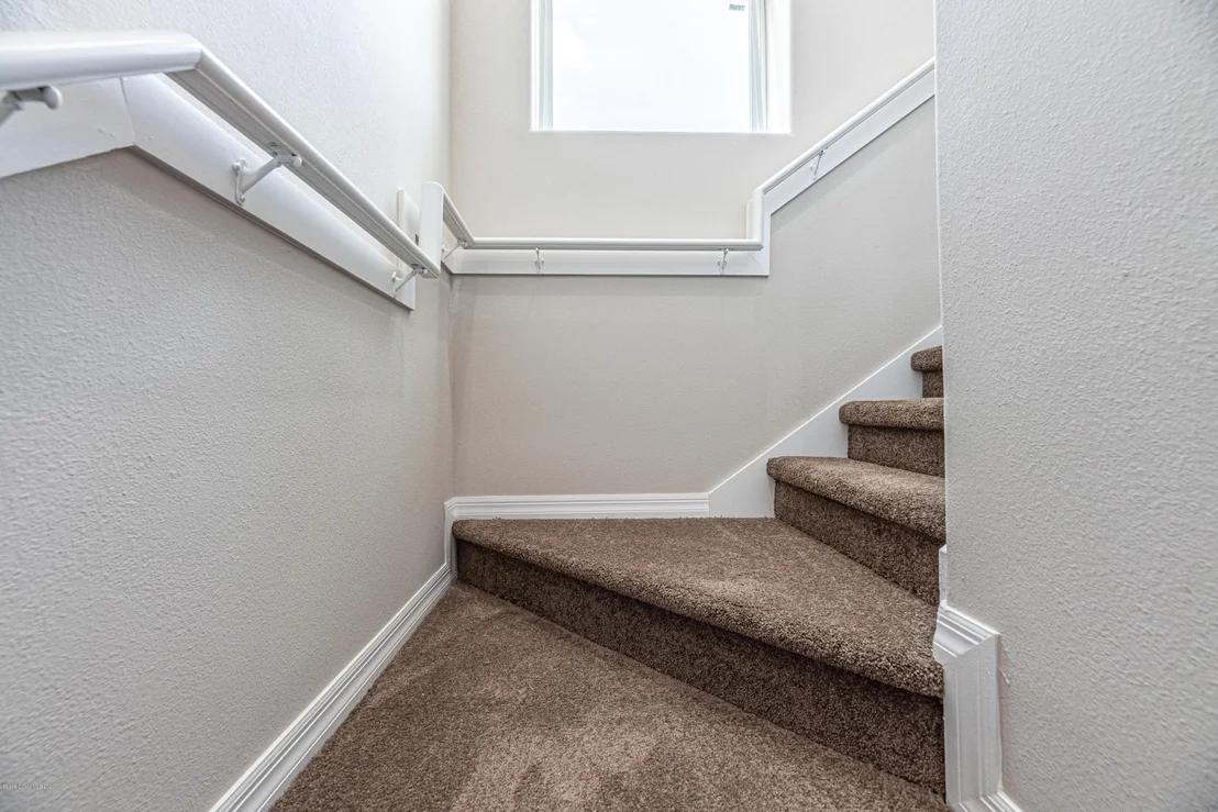 Photo of 544 Dryden Circle