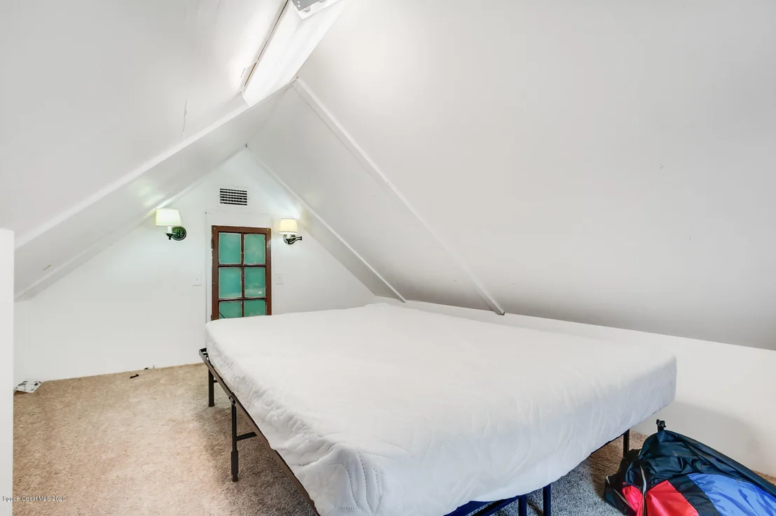 Photo of 14 Barton Avenue