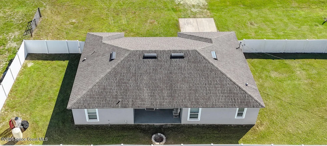 Photo of 2655 Laurel Road