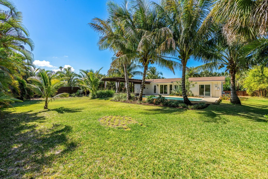 Photo of 401 2nd Avenue