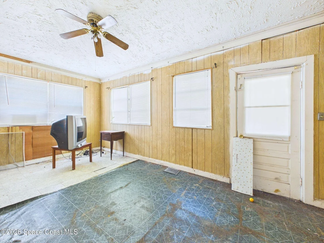 Photo of 1052 Broadmoor Drive