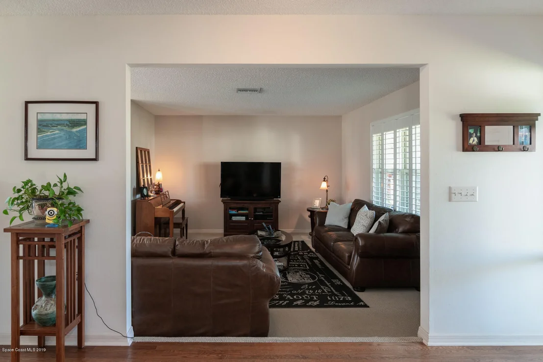 Photo of 323 Albacore Place