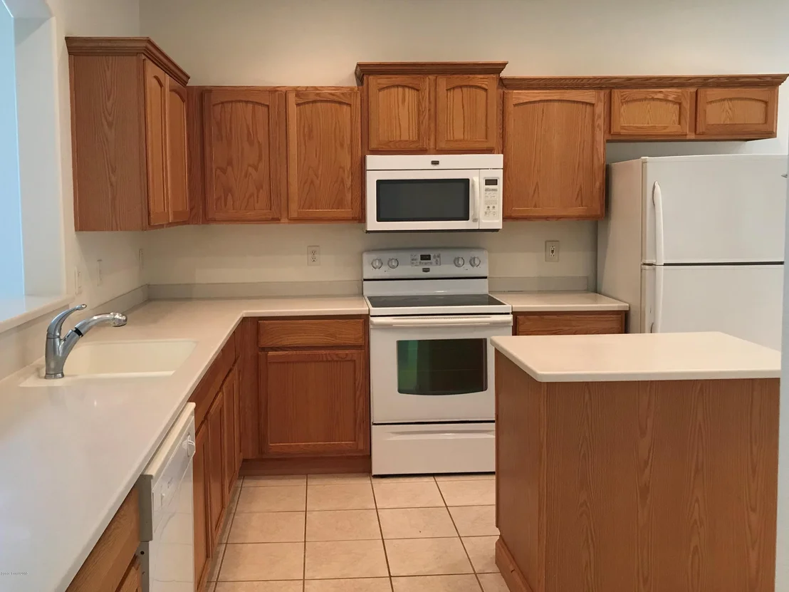 Photo of 302 Waterside Circle