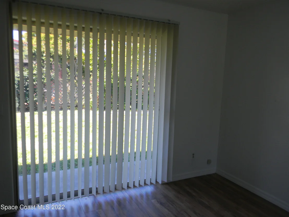 Photo of 2132 Lakeview Drive