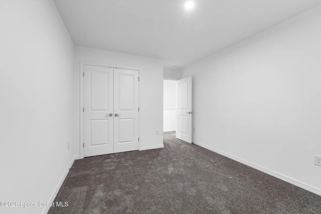 Photo of 897 Castleford Avenue NE