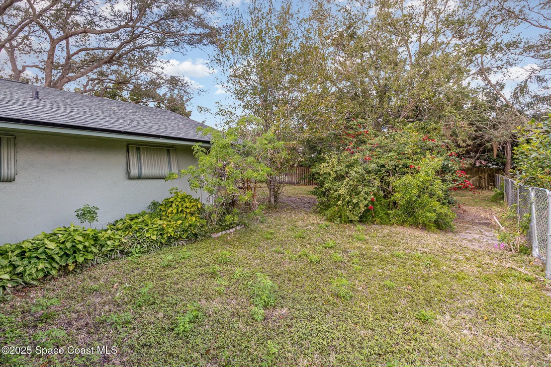 Photo of 1359 Cherry Hills Road NE