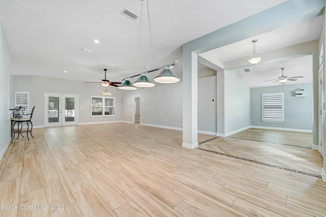 Photo of 2324 Merlin Drive