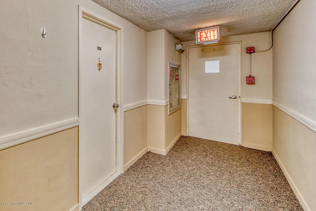 Photo of Unit 607 at 205 Highway A1a