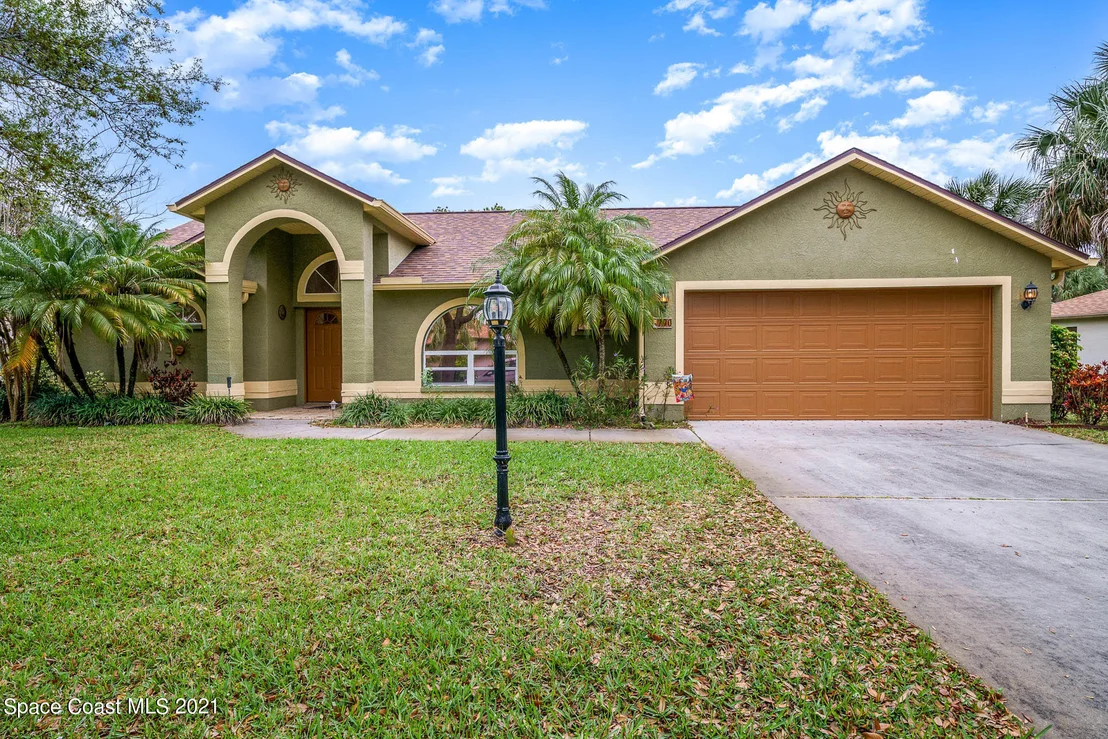 Photo of 790 Spring Oak Drive