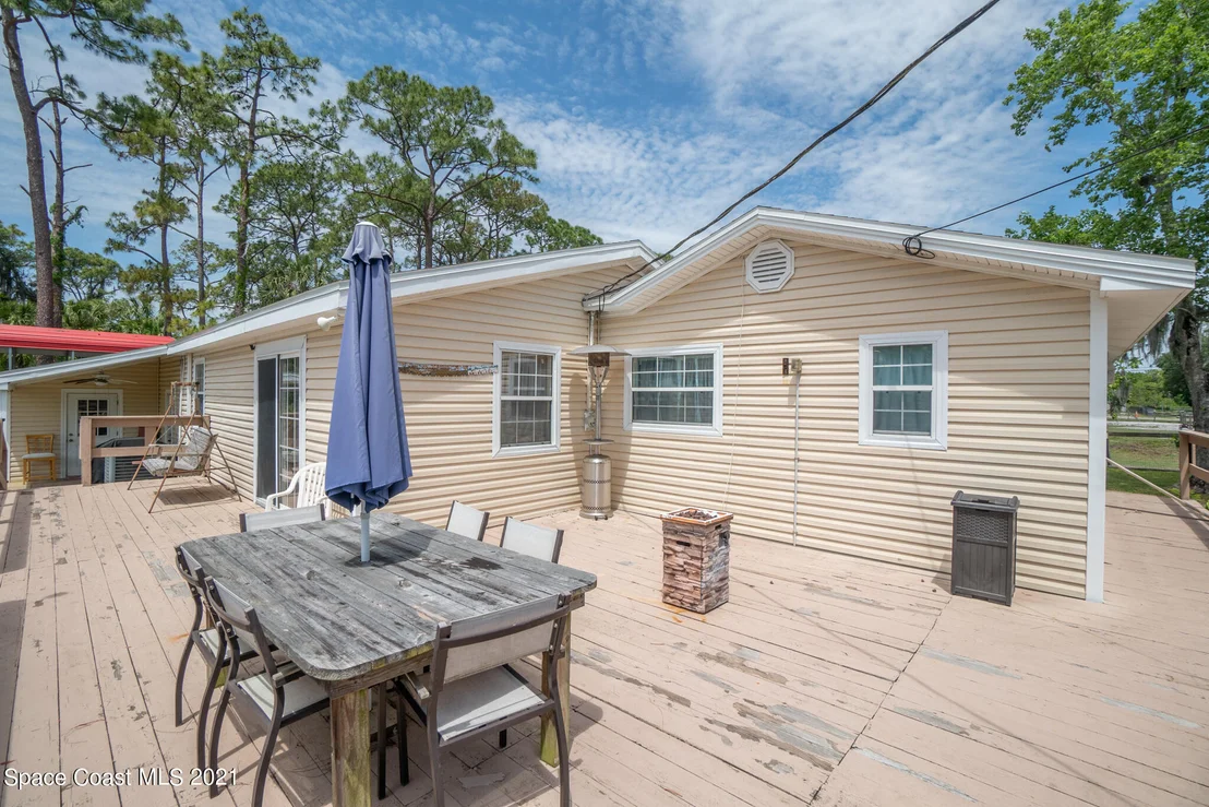 Photo of 3635 Hield Road