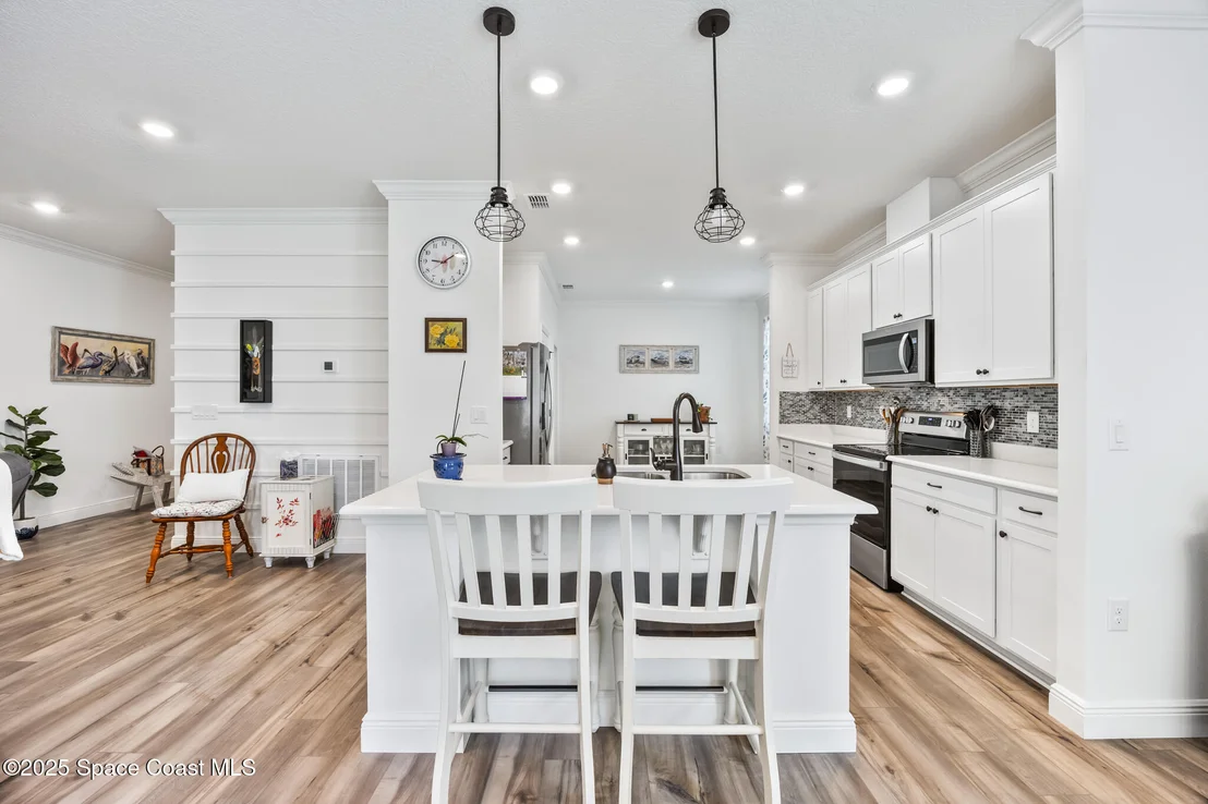 Photo of 880 Covington Court