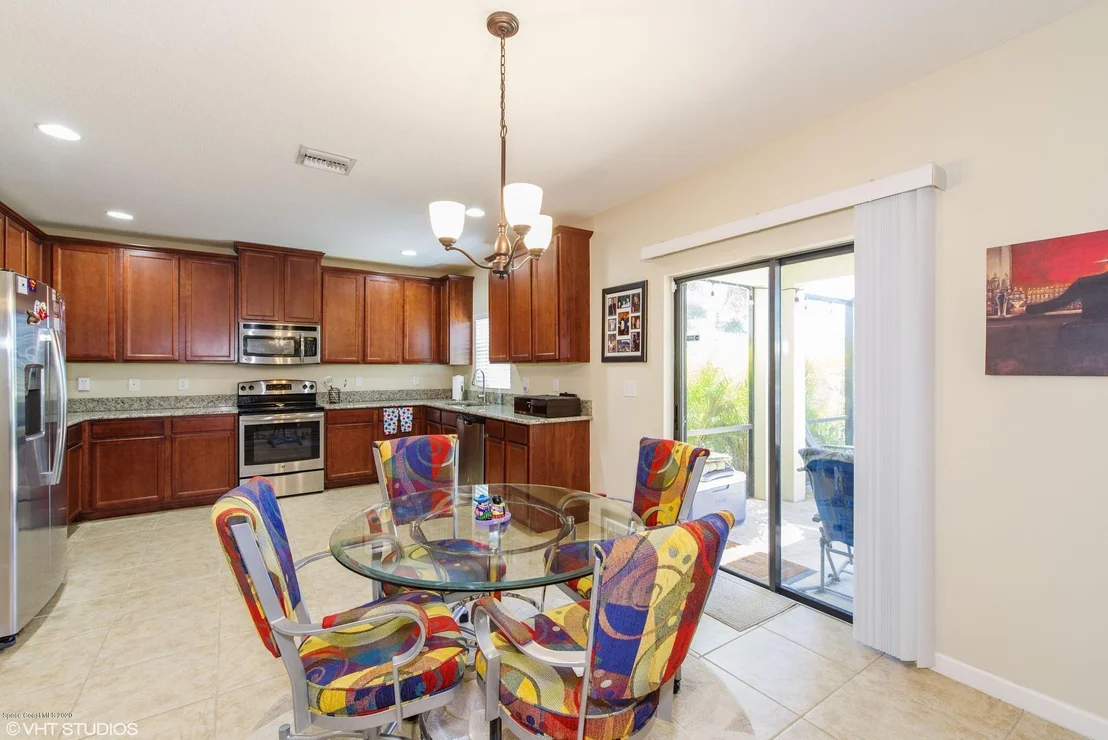 Photo of 520 Trymore Drive SE