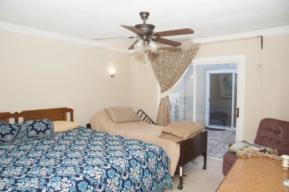 Photo of 300 Bayhead Drive