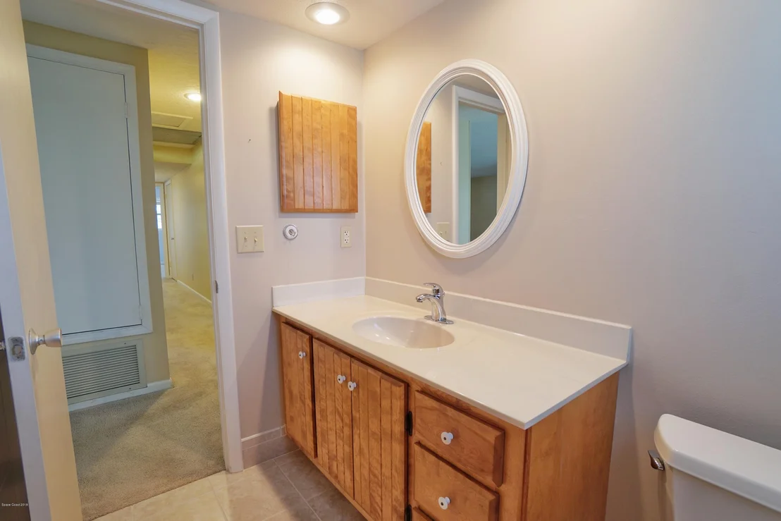 Photo of 913 Kings Post Road