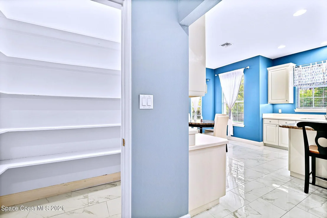 Photo of 3575 James Road