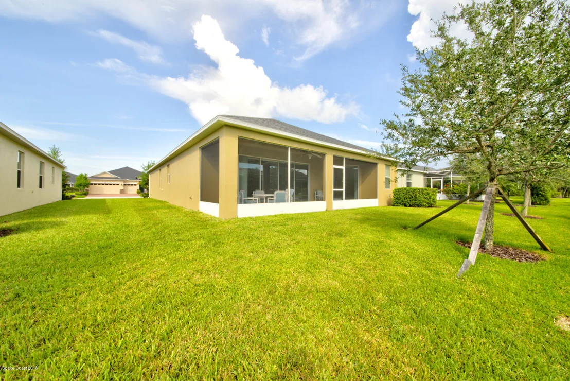 Photo of 6763 Newhall Lane